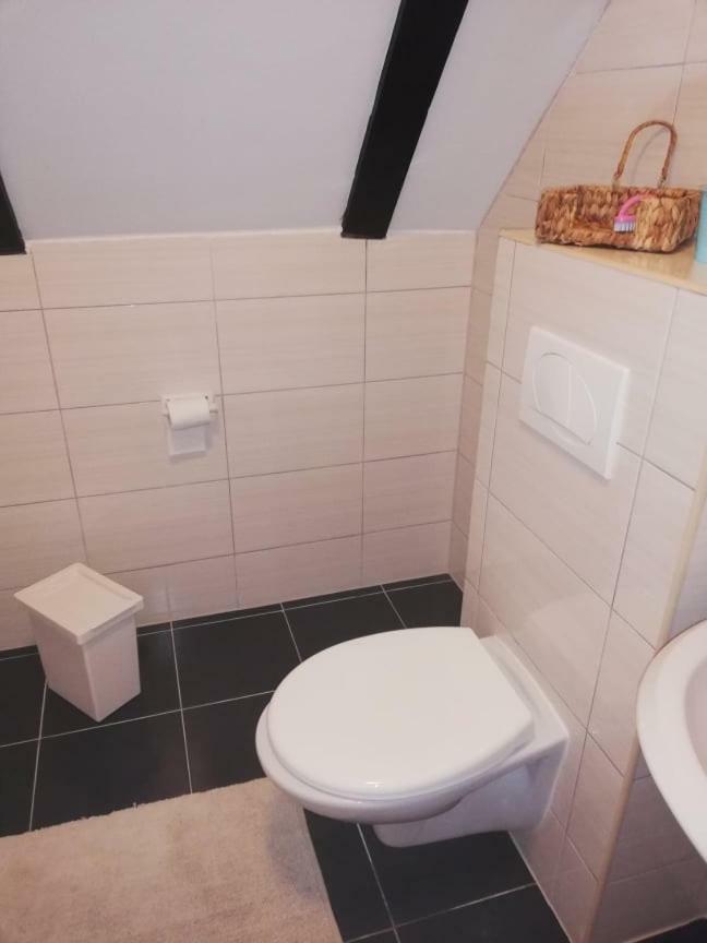 Sobe Na Vinskoj Cesti Zmajevac Daire Dış mekan fotoğraf